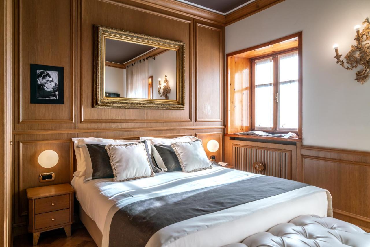 Ambra Cortina Luxury&Fashion Hotel 코르티나 담페조 외부 사진